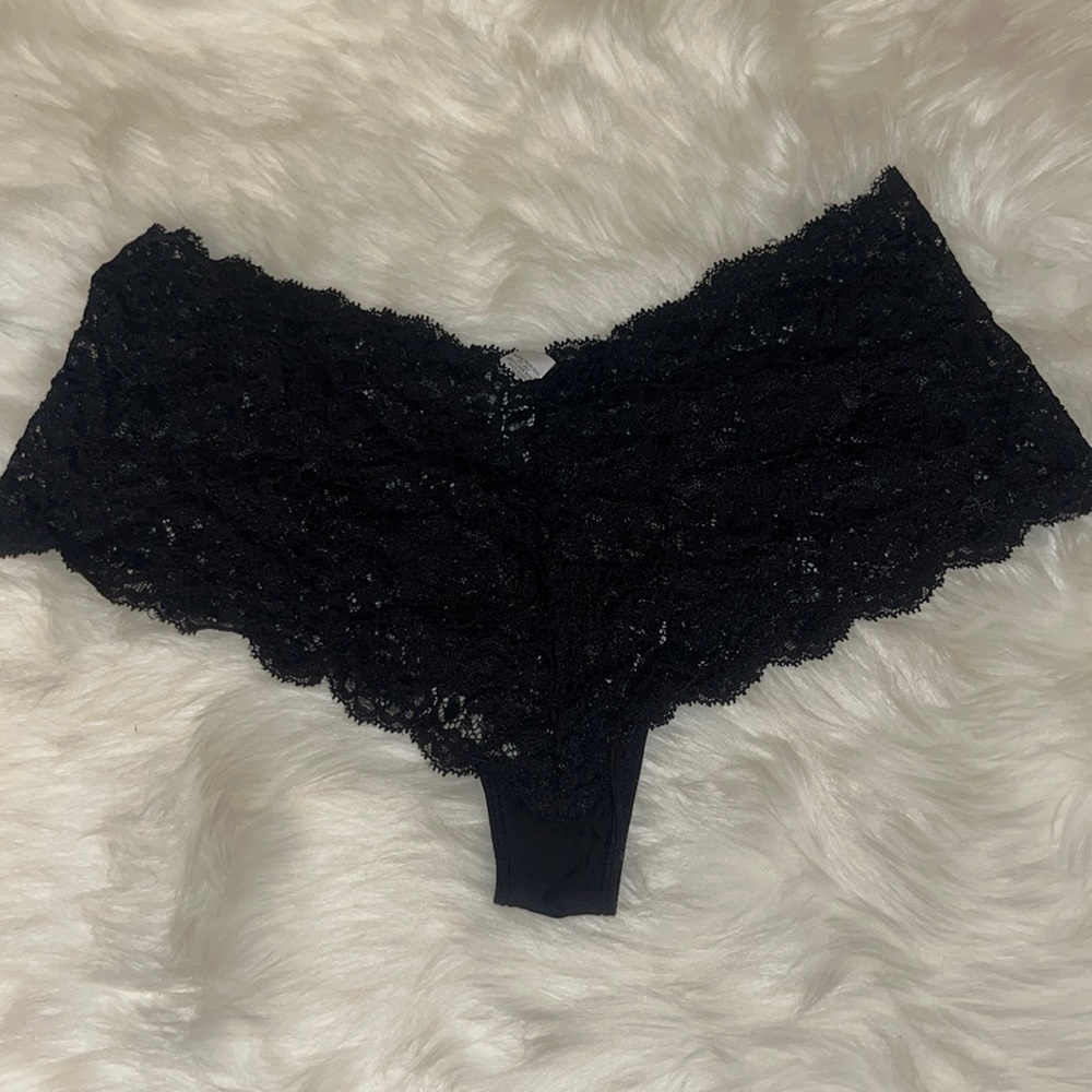 NWOT Lace Cheeky Boyshort